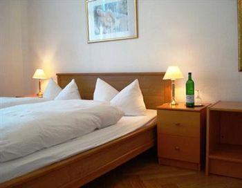 Hotel Villa Constantia Radebeul Kültér fotó